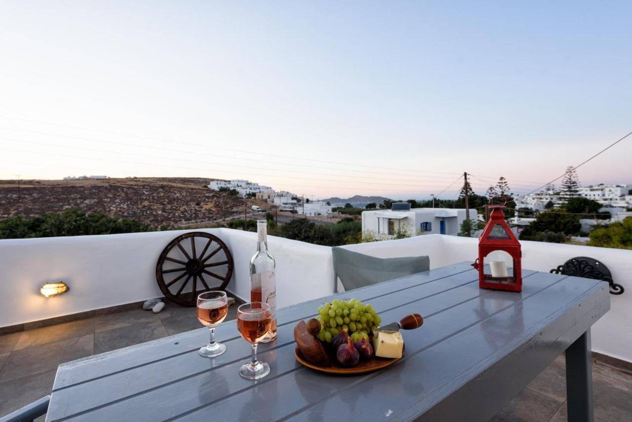 Hara'S Villa In Naousa , Paros Exterior photo